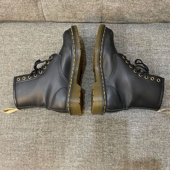 Dr. Martens Vegan 14045 Lace Up Boots Women Size 7 - Picture 5 of 9